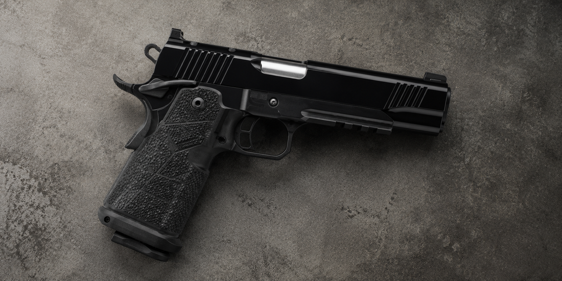 Kimber 1911 DS Warrior on light background Hero Image